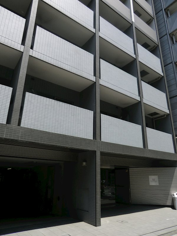 グロースメゾン新横浜 外観