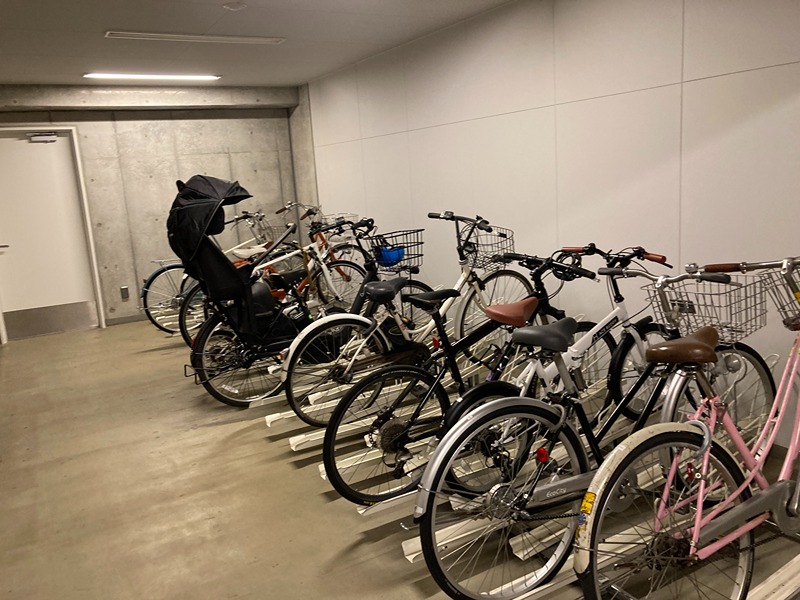 ラティエラ成城学園前 駐車場