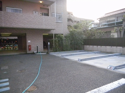 ルート立川 駐車場